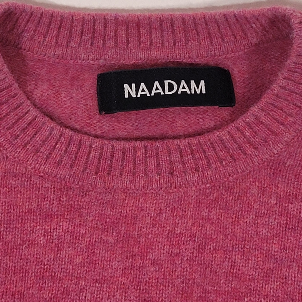 NAADAM Cashmere Crewneck Sweater in Heather Fuschia US XXS